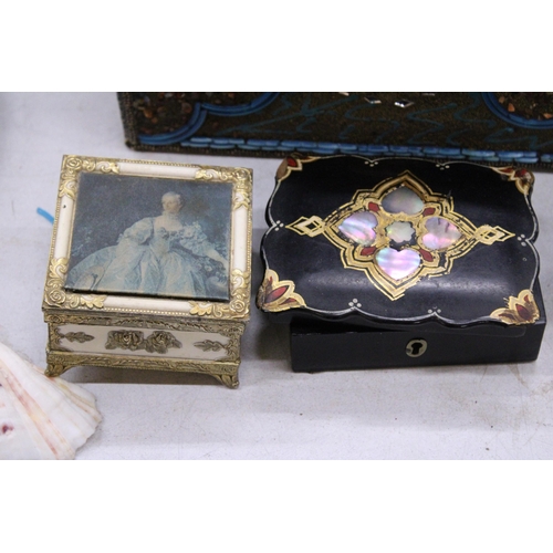 208 - TWO LARGE AND THREE SMALL BOXES TO INCLUDE A VINTAGE PAPIER MACHE WITH MOTHER OF PEARL DECORATION, E... 