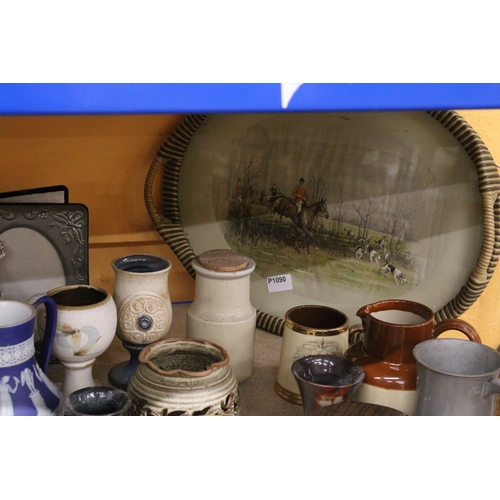 254 - A LARGE MIXED LOT TO INCLUDE STUDIO POTTERY - SOME SIGNED TO THE BASE, A SMALL ROYAL DOULTON JUG WIT... 