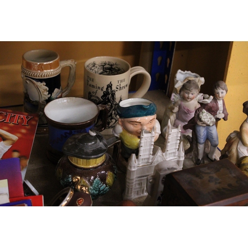 256 - A QUANTITY OF CERAMICS TO INCLUDE FIGURES, NURLINGTON WARE TOBY JUG, MUGS, VINTAGE CORKSCREWS, ETC