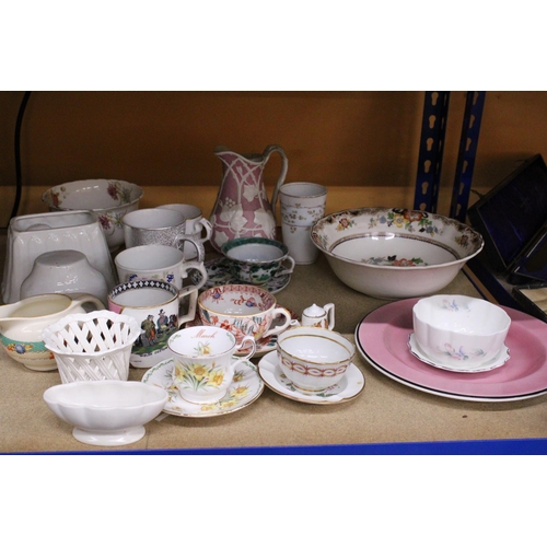 268 - A QUANTITY OF VINTAGE CERAMICS TO INCLUDE CUPS AND SAUCERS, BOWLS, JELLY MOULDS, ETC