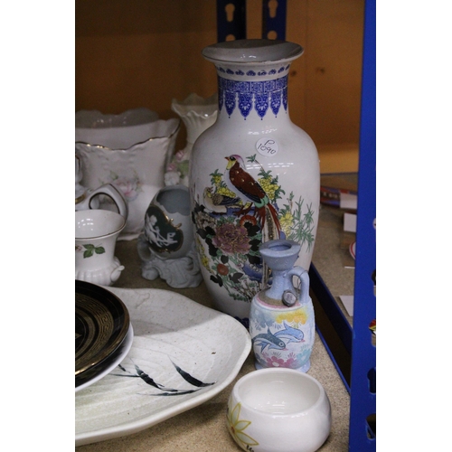 270 - A QUANTITY OF CERAMICS TO INCLUDE VASES, JUGS, CUPS, SAUCERS, PLATES, ETC