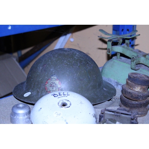 271 - A QUANTITY OF VINTAGE ITEMS TO INCLUDE A FIREMAN'S HELMET, A SHOE LAST, WEIGHTS, BELL, ETC