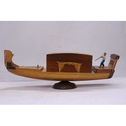 89 - A SORRENTO MARQUETRY GONDOLA MUSIC BOX - 33.5 CM (L)