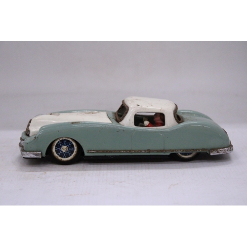 90 - A 1950'S TIN PLATE AMERICAN COUPE - 22 CM (L)