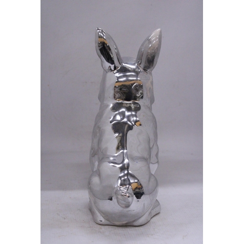 99 - A CHROME FIGURE OF A BULLDOG - 29.5 CM (H)