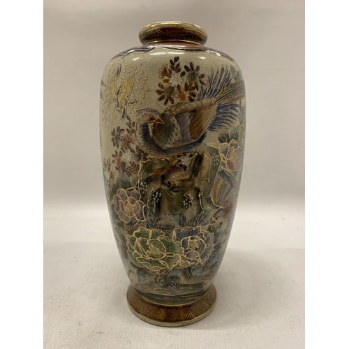 359 - A JAPANESE HAND PAINTED MORIAGE VASE WITH A CRACKLE GLAZE  - 32 CM