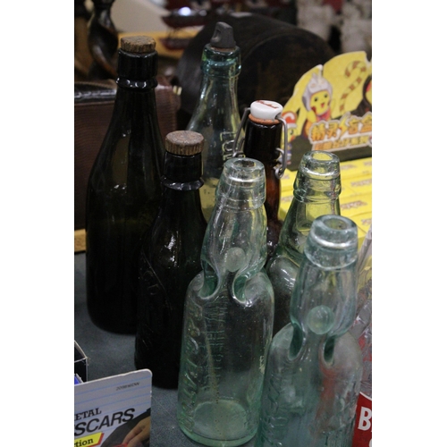 294 - A COLLECTION OF VINTAGE TORPEDO BOTTLES, MARBLE BOTTLES, ETC