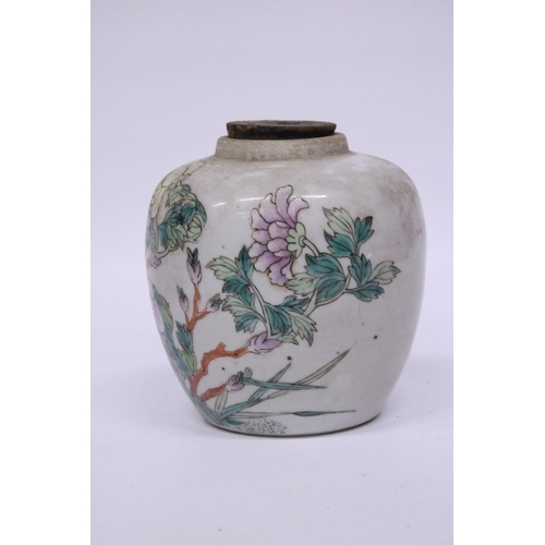 371 - A FAMILLE VERTE PORCELAIN JAR WITH PEONY BLOSSOMS