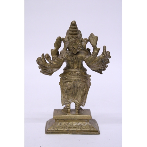 386 - A BRASS LORD GANESHA FIGURE - 16.5 CM