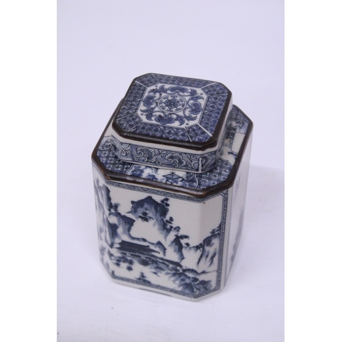 387 - A JAPANESE HEXAGONAL TEA CADDY