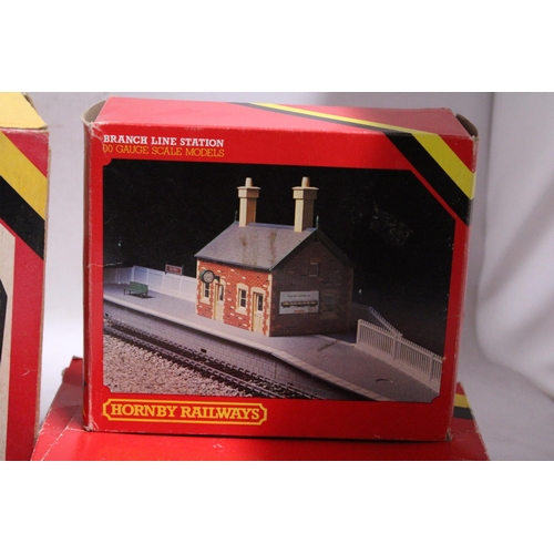 307 - A HORNBY RAILWAYS R902 CIRCUIT CONTROL - BOXED PLUS THREE OO GAUGE MODELS TO INCLUDE, R591 BRANCH LI... 