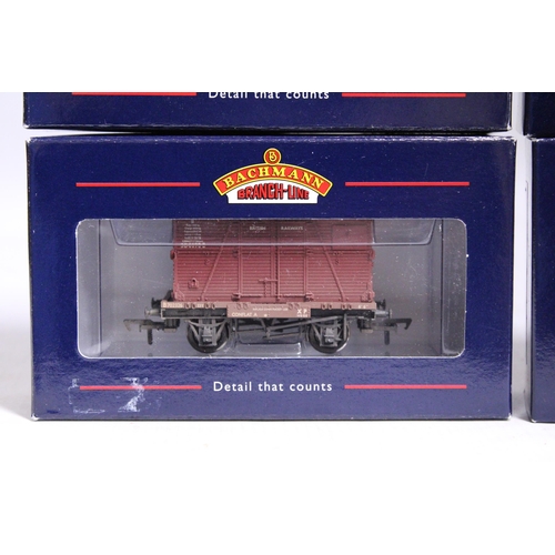 337 - FOUR BACHMANN OO GAUGE ROLLING STOCK WAGONS TO INCLUDE 33-326A CONFLAT WITH BD CONTAINER CRIMSON BR ... 