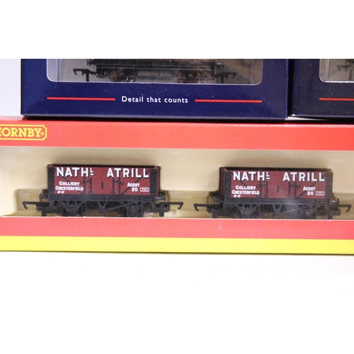 338 - TWO HORNBY AND TWO BACHMANN OO GAUGE ROLLING STOCK WAGONS TO INCLUDE R6115 3 PIECE WAGON PACK 'NATHA... 