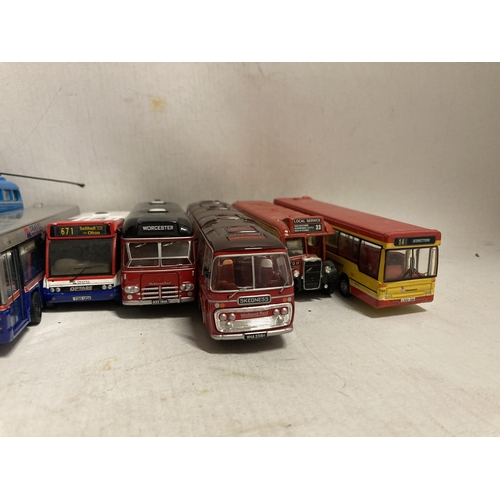 384 - TEN CORGI DIE-CAST MODELS OF BUSES