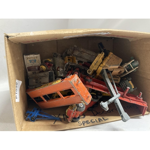 410 - A QUANTITY OF PLAY WORN DIECAST VEHICLES TO INCLUDE CARS,FARM TRACTORS ECT