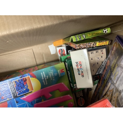 441 - A QUANTITY OF BOARD GAMES SOME NEW IN PACKAGING TO INCLUDE PINHOLE PHOTOGRAPHY,AN AIRFIX JUNKERS MOD... 