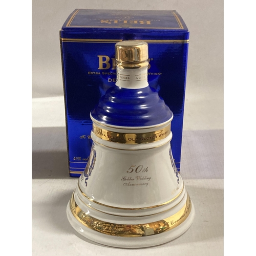 302 - A BELL'S EXTRA SPECIAL OLD SCOTCH WHISKY 50TH GOLDEN WEDDING ANNIVERSARY DECANTER AGED 8 YEARS - 70 ... 