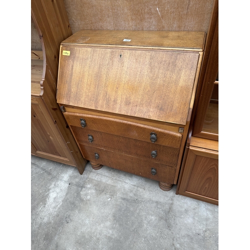 3035 - A LIGHT OAK BUREAU