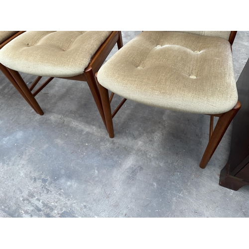 3060 - A SET OF SIX RETRO TEAK MCINTOSH DINING CHAIRS