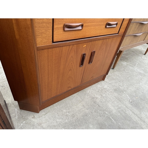 3073 - A G PLAN RETRO TEAK CORNER UNIT