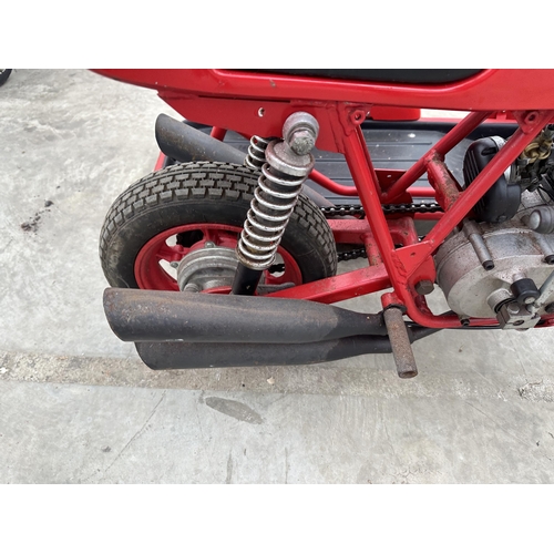 172 - A VINTAGE MV AGUSTA MINI MOTORCYCLE AND SIDECAR, TWO TWIN EXHAUSTS, WHEEL HUB DIAMETER 21.5 CM NO VA... 