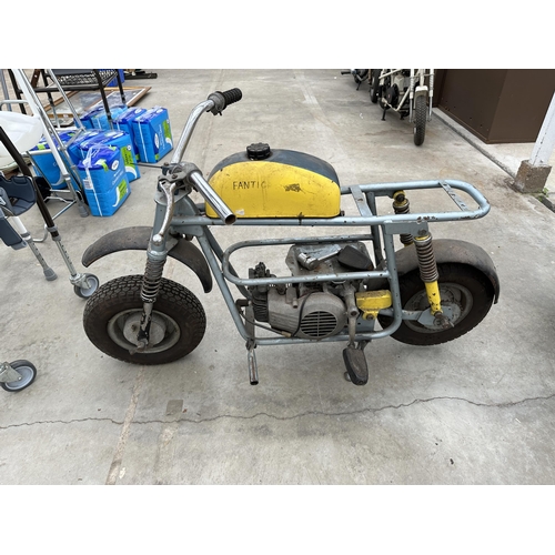 175 - A VINTAGE 1975 FANTIC 7 X 7 MOTO MINARELLI MINI MOTORCLCLE, NO EXHAUST, WHEEL HUB DIAMETER 20 CM NO ... 