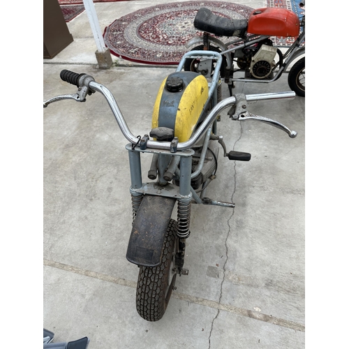 175 - A VINTAGE 1975 FANTIC 7 X 7 MOTO MINARELLI MINI MOTORCLCLE, NO EXHAUST, WHEEL HUB DIAMETER 20 CM NO ... 