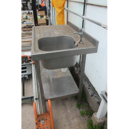 1407 - SINK UNIT + VAT