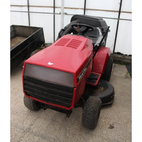 149 - YARD PRO RIDE ON MOWER NEEDS A CUTTING BELT NO VAT