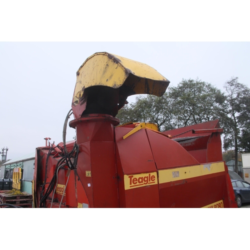 260 - A TEAGLE TOMAHAWK 8080 BALE SHREDDER COMPLETE WITH PTO SHAFT AND CONTROLLER BOX IN THE OFFICE +VAT