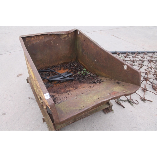 272 - A SMALL METAL PALLET FORK TIPPING SKIP + VAT