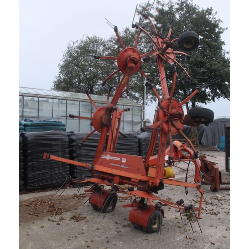 290 - A KUHN SIX ROTA HAY TEDDER + VAT