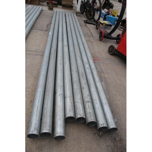 376 - 8 STEEL POLES 11' LONG NO VAT