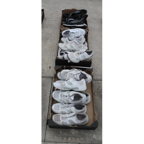 434 - 15 PAIRS OF MILITARY TRAINERS SIZE 10  NO VAT