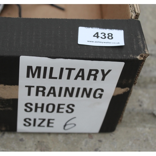 438 - 5 PAIRS OF MILITARY TRAINERS SIZE 6 NO VAT