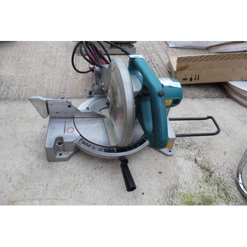 495 - MAKITA LS1040 MITRE SAW IN WORKING ORDER  NO VAT