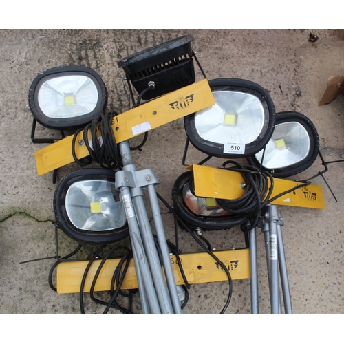 510 - 3 TWIN SITE LIGHTS  NO VAT