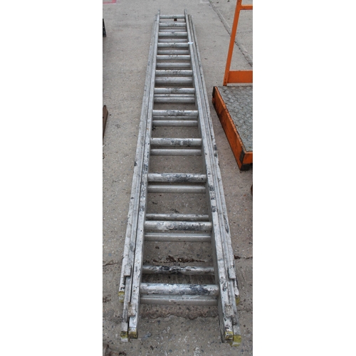 571 - 12 STEP TRIPLE ALUMINIUM LADDER NO VAT