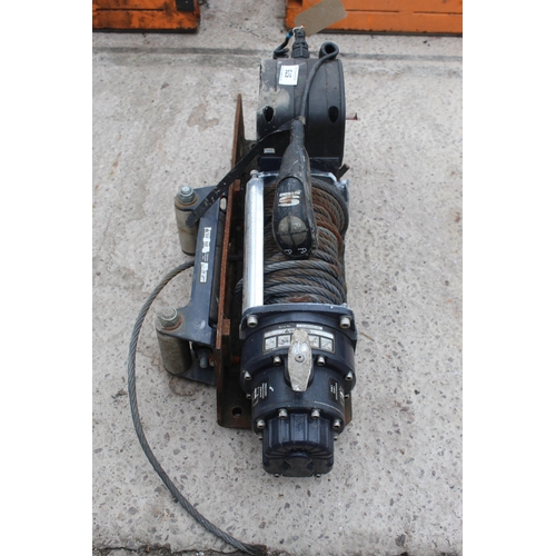 575 - HEAVY DUTY WINCH NO VAT