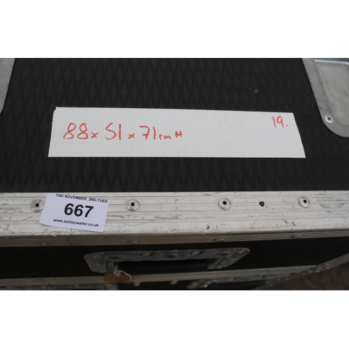 667 - FLIGHT CASE 88 X 51 X 71  + VAT