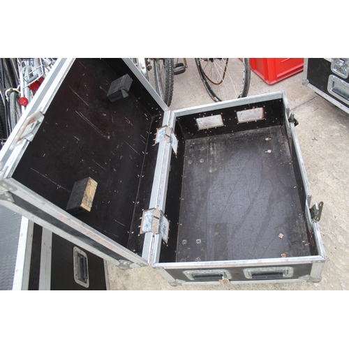 668 - FLIGHT CASE 77 X 53 X 32.5  + VAT