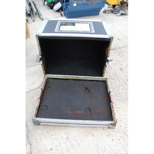 682 - FLIGHT CASE 46 X 36.5 X 36  + VAT