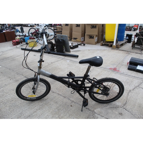 700 - SILVER/BLACK FOLDING BIKE  NO VAT