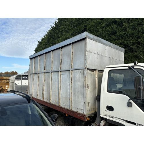 198 - ISUZU NQR 70 CATTLE WAGON  NX57EEM FIRST REG 12/12/07 MANUAL DIESEL 99900 MILES MOT MARCH 2025 A GOO... 