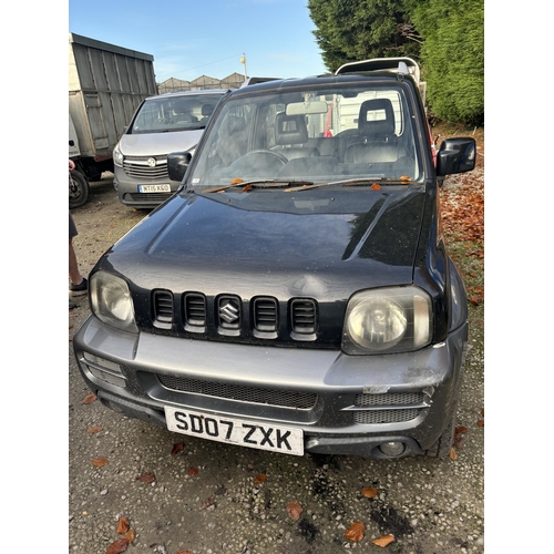 203 - SUZUKI JIMNY VVT PETROL MANUAL GEARBOX REG;SD07ZXK MOT 20/11/24 TWO KEYS   NO VAT  WHILST ALL VEHICL... 