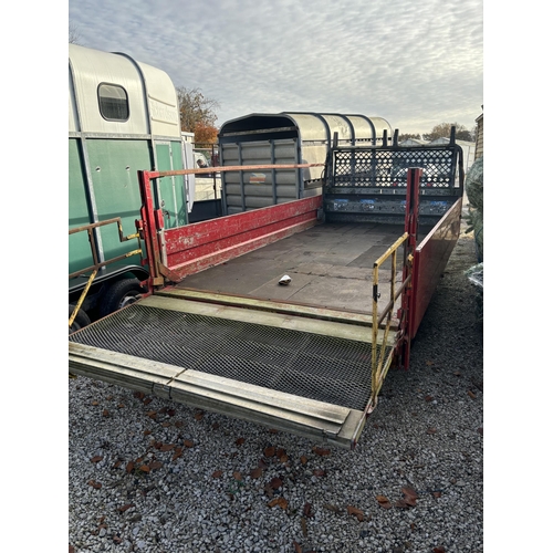 215 - A 14FT TWIN AXLE TRAILER WITH REAR TAIL LIFT, RECENT NE BRAKES, TYRE AND LIGHTS NO VAT