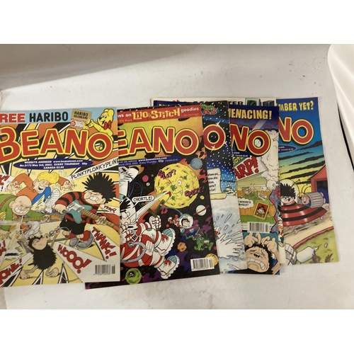 483 - A LARGE COLLECTION OF BEANO AND DANDY COMICS