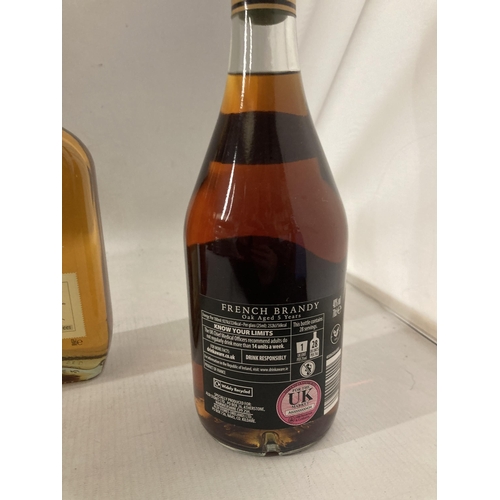 316 - A 70 CL BOTTLE OF XO AGED 5 YEARS FRENCH BRANDY TOGETHER WITH A 50 CL BOTTLE OF AMERETTO BELLUCCI AN... 