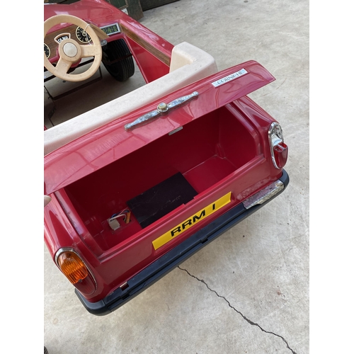 1508 - A VINTAGE TRIANG ROLLS ROYCE PEDAL CAR