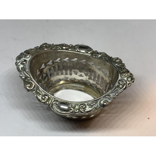 41 - TWO HALLAMRKED BIRMINGHAM SILVER PIERCED ITEMS TO INCLUDE A DISH GROSS WEIGHT 35.5 GRAMS